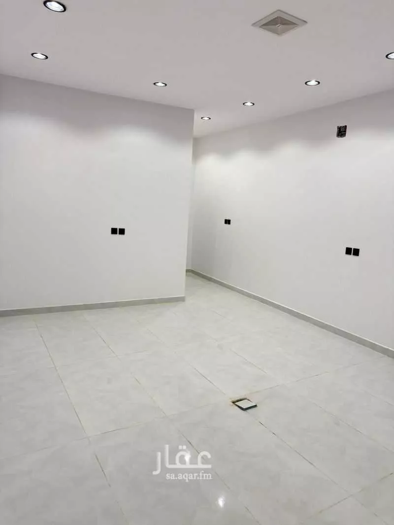 4 bedroom villa in Al Janadriyah, Riyadh 8