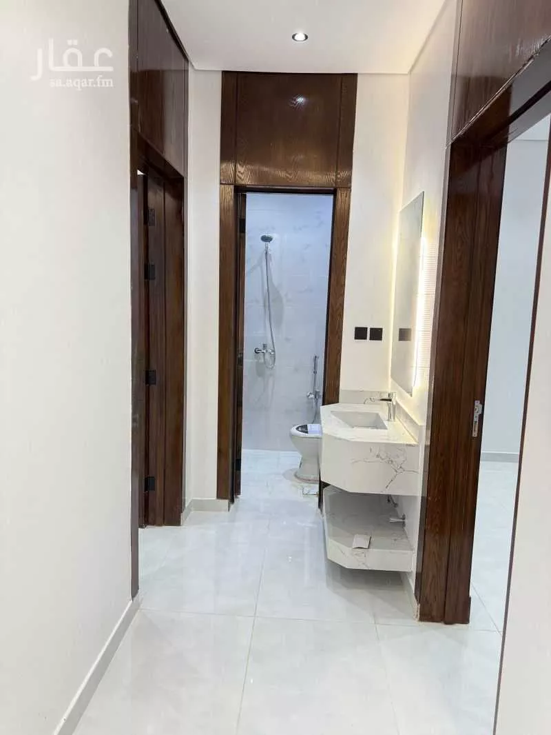 4 bedroom villa in Al Janadriyah, Riyadh 10