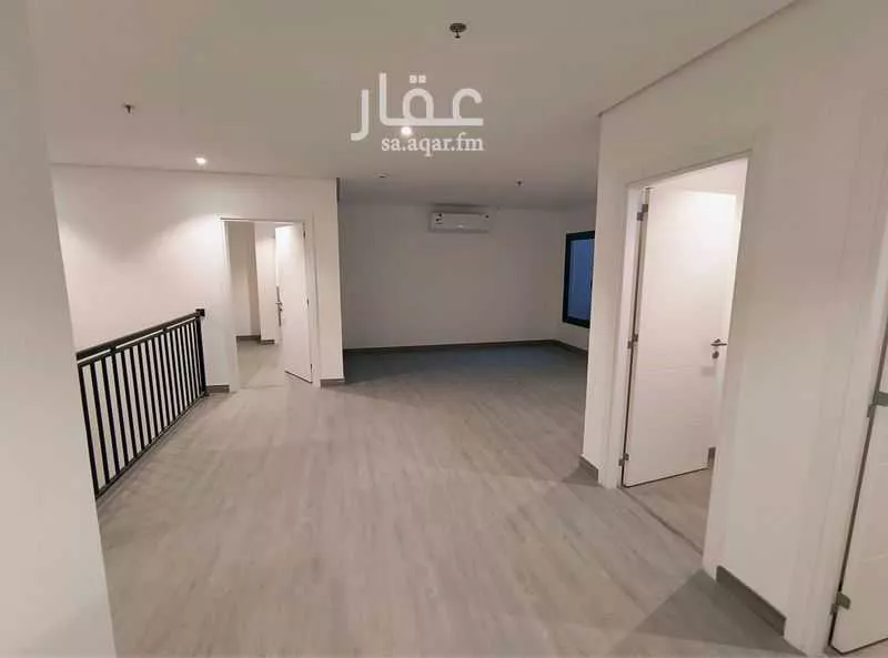 3 bedroom apartment in Al Hamdaniyah 4