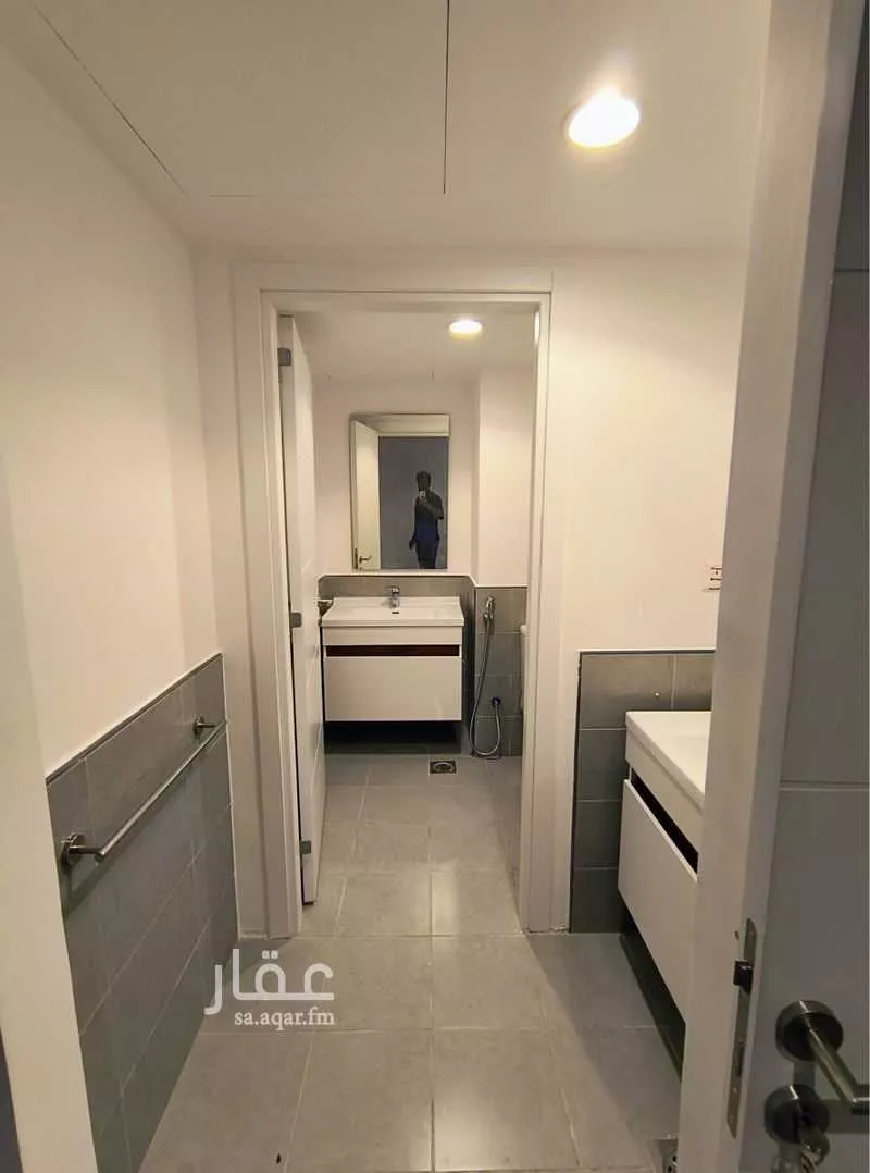 3 bedroom apartment in Al Hamdaniyah 1