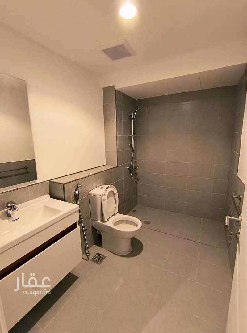 3 bedroom apartment in Al Hamdaniyah 5