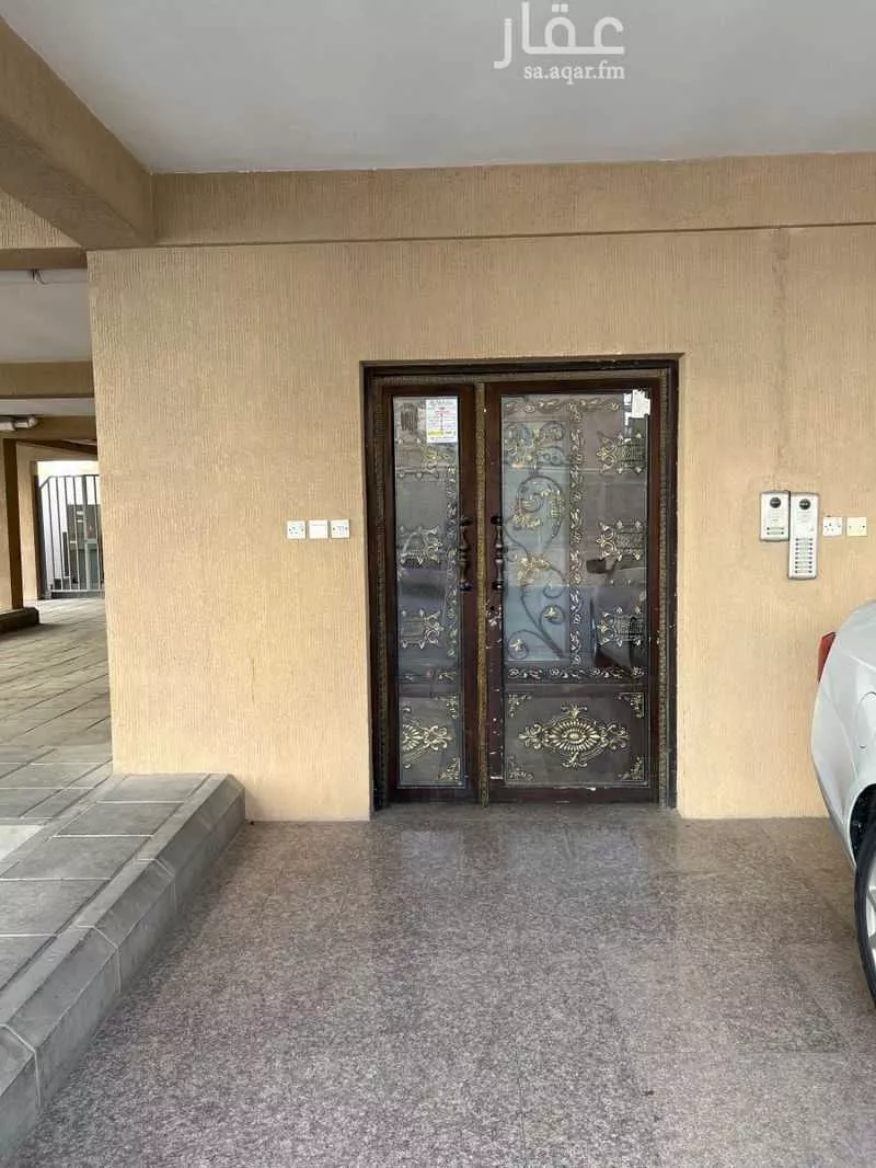 شقة 3 غرف في الحمرا 2