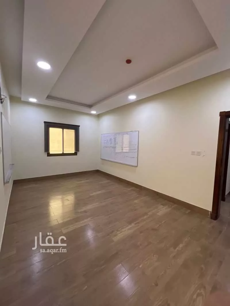 مكتب 375 م² في ميناء الملك عبدالعزيز 5