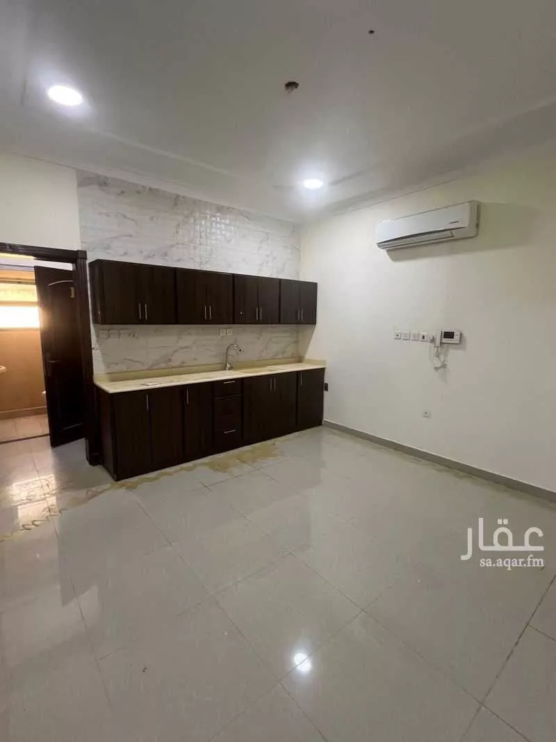 شقة 1 غرف في الحمرا 5