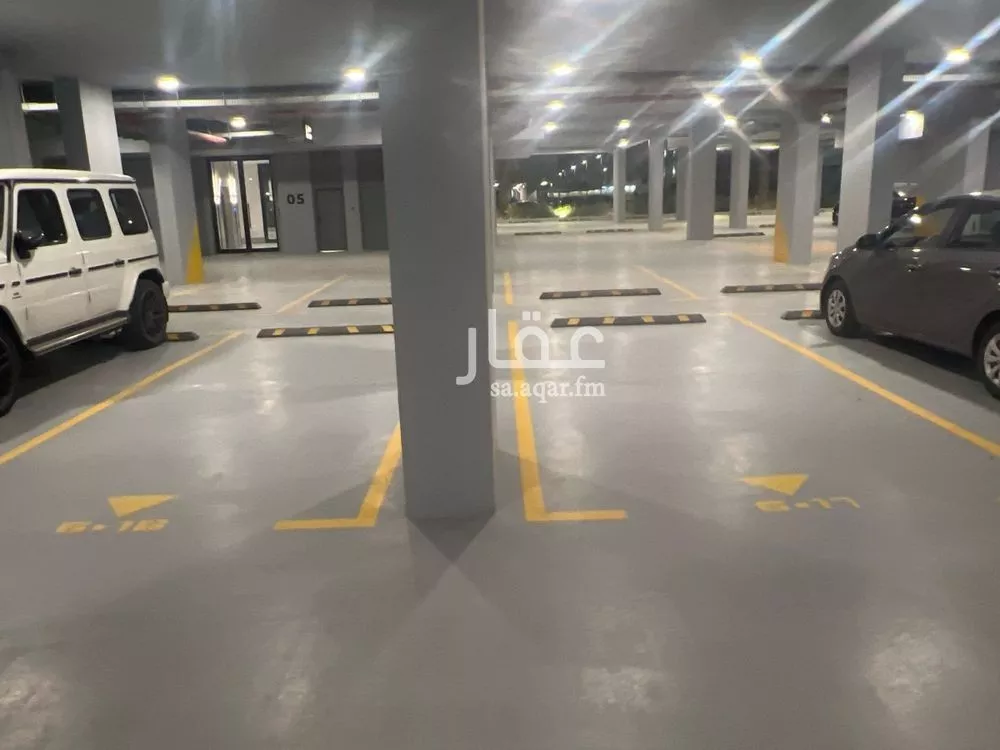 شقة 3 غرف في السيف 4