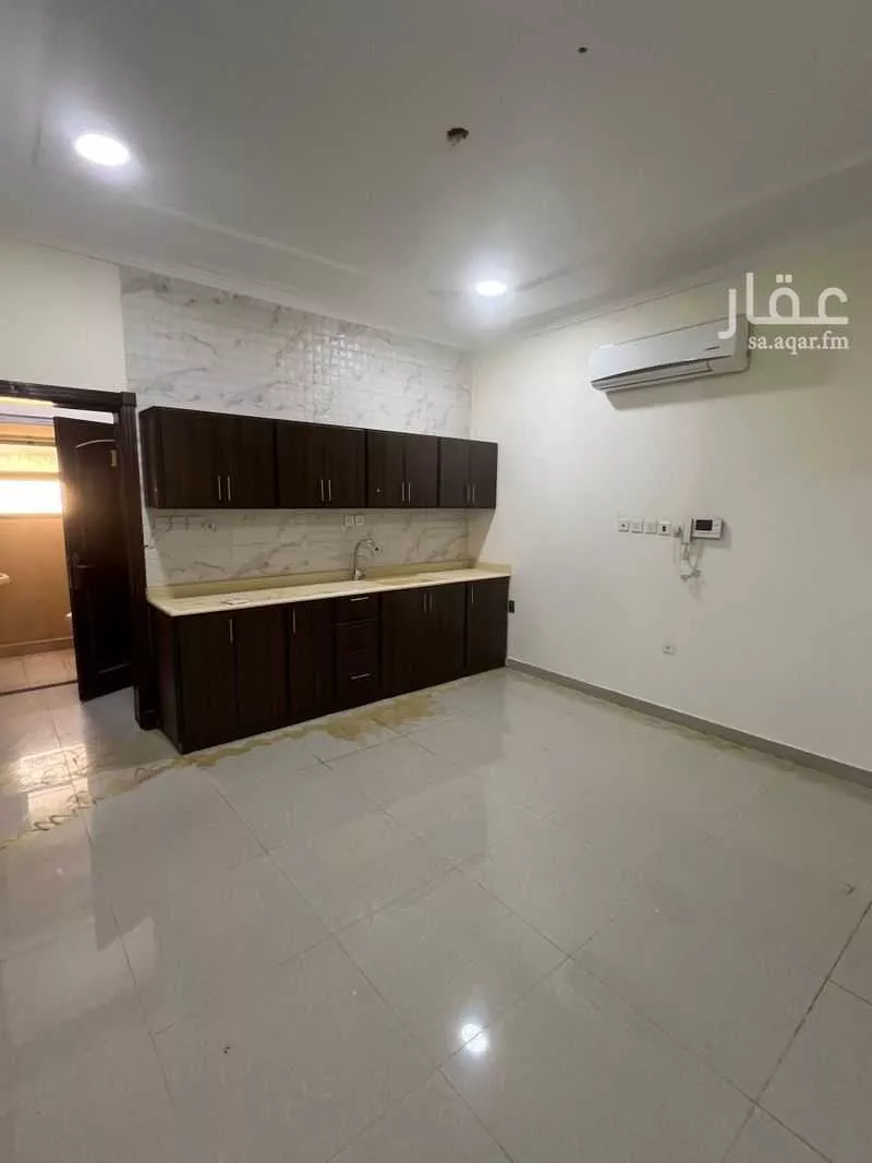 شقة 3 غرف في الحمرا 5