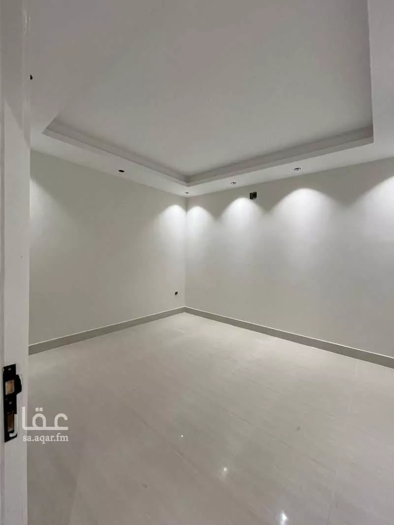 5 bedroom floor in Badr 3