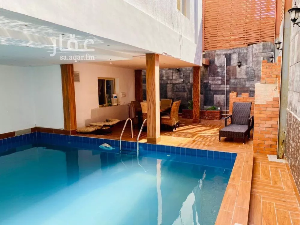 10 bedroom villa in Taibah 2