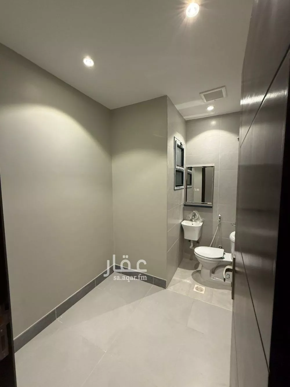 5 bedroom apartment in Al Hamdaniyah, Jeddah 5