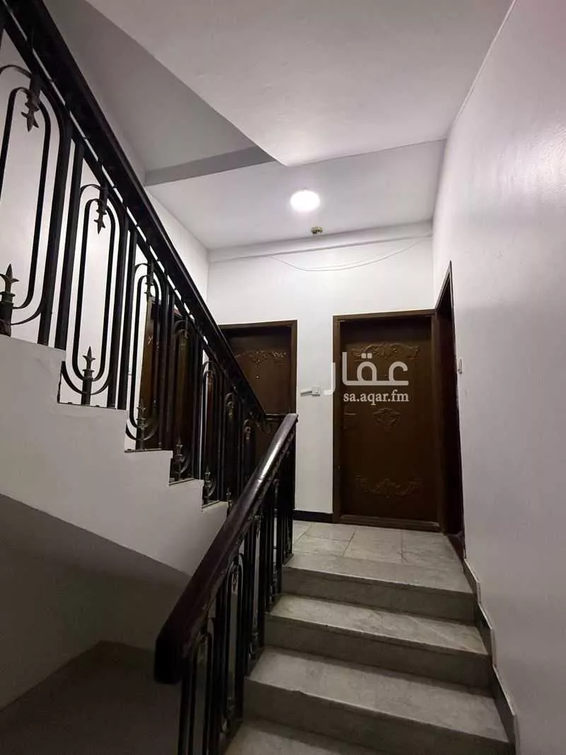 عمارة 348 م² في مدينة العمال 2