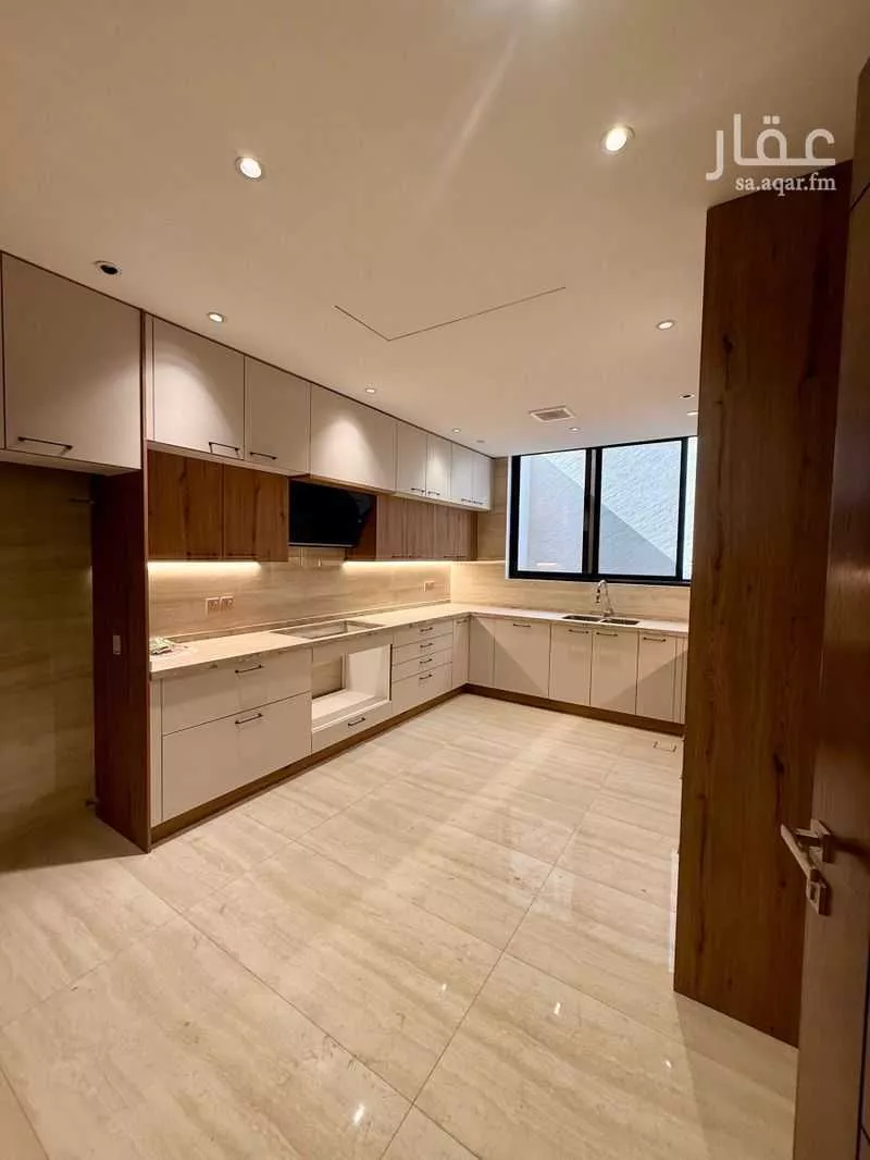 4 bedroom villa in Ar Rakah Al Janubiyah, Eastern Province 10