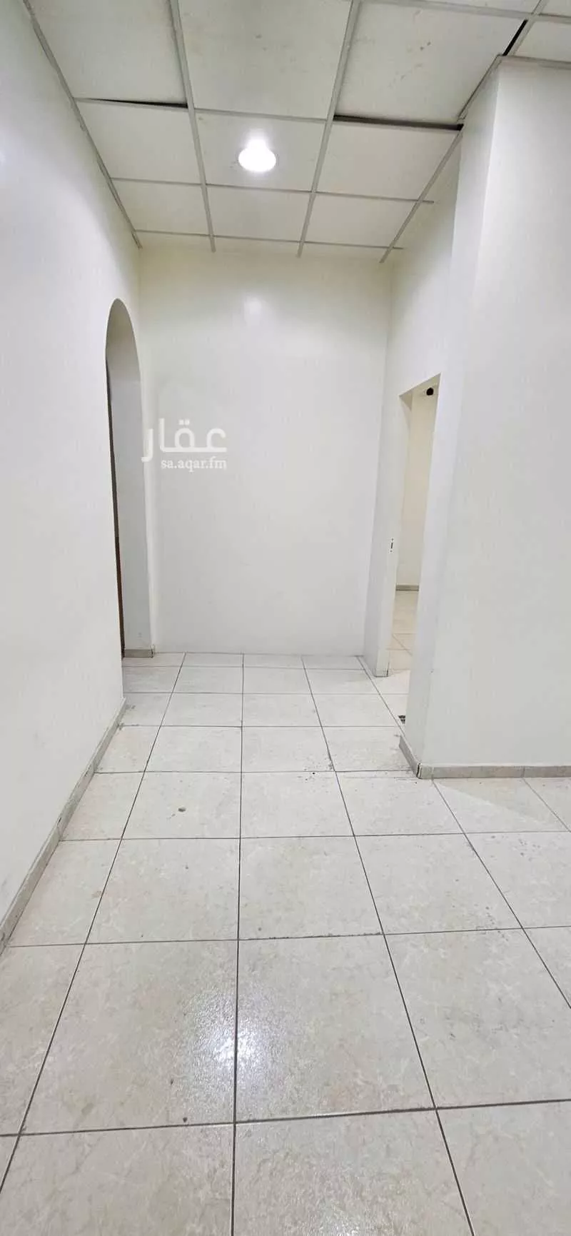 مكتب 241 م² في العدامة 2