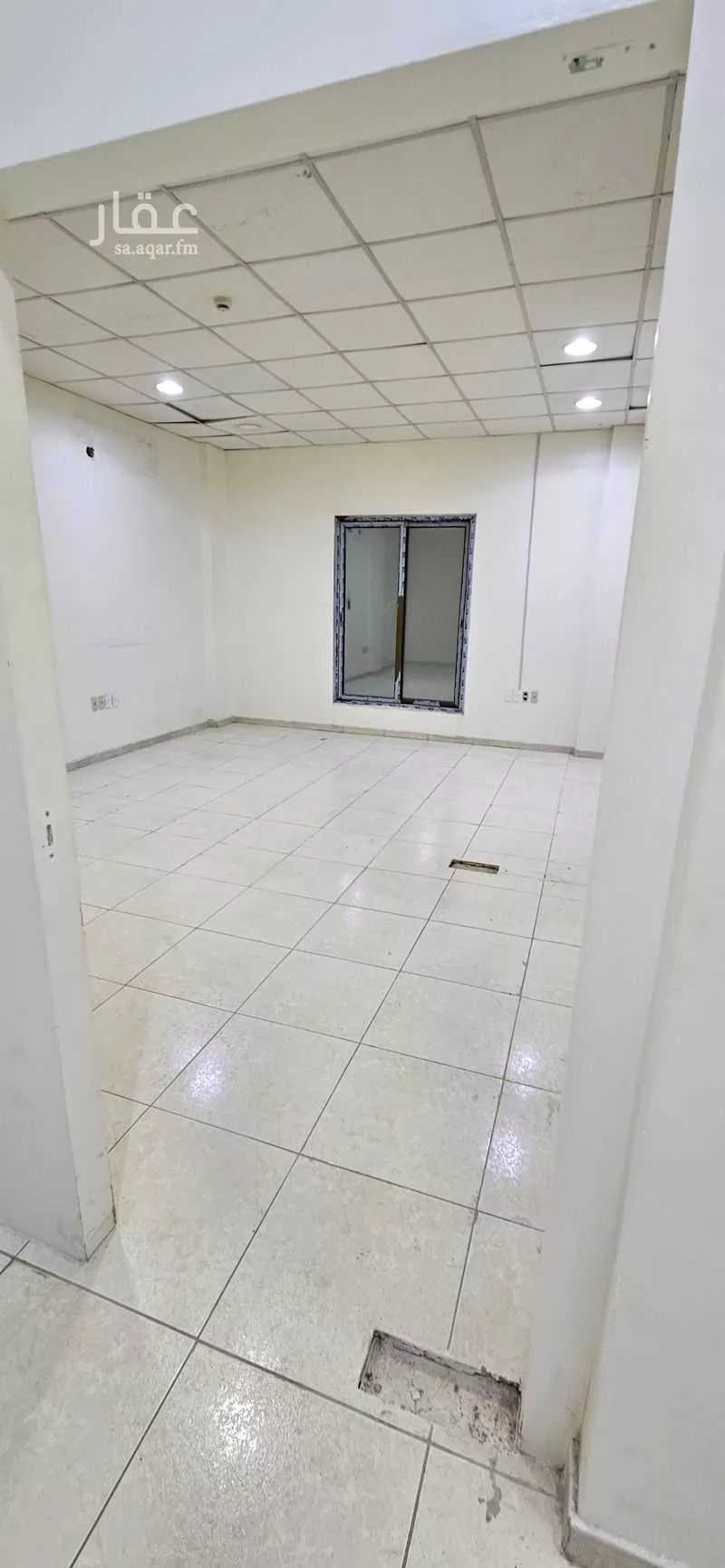 مكتب 241 م² في العدامة 3