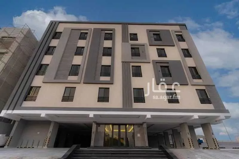 شقة 5 غرف في طيبة 1