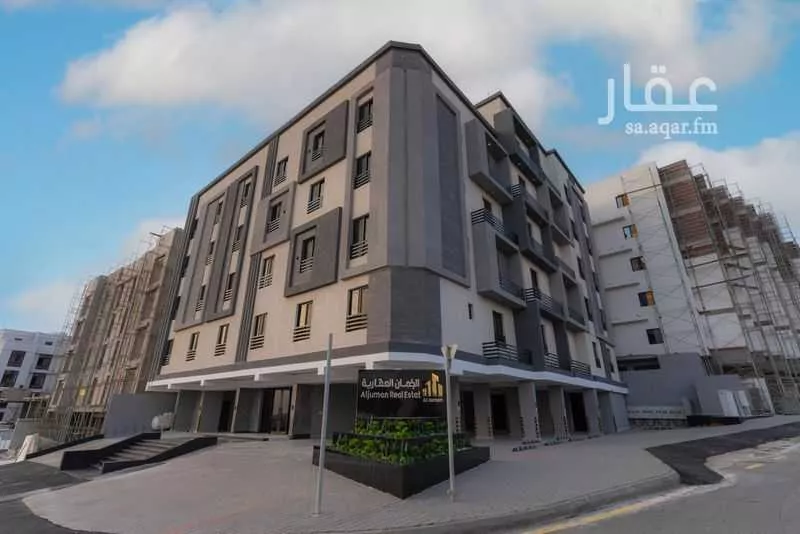 شقة 5 غرف في طيبة 2