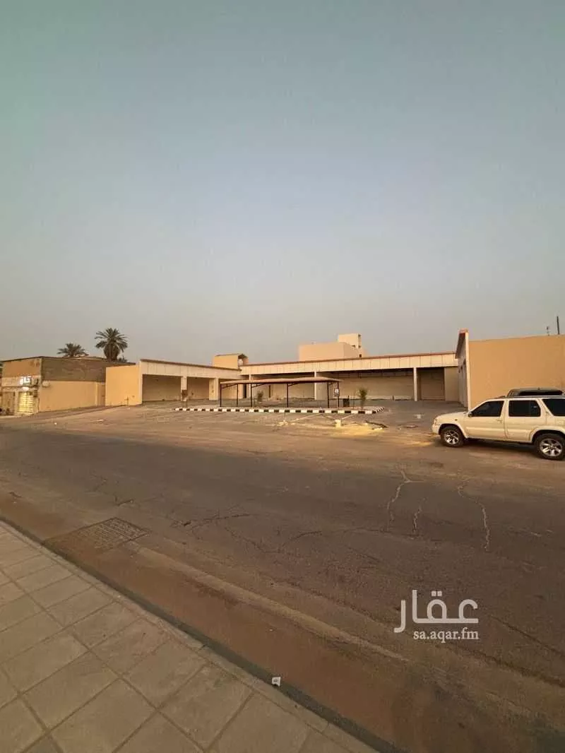 مستودع 911 م² في الشفا 5