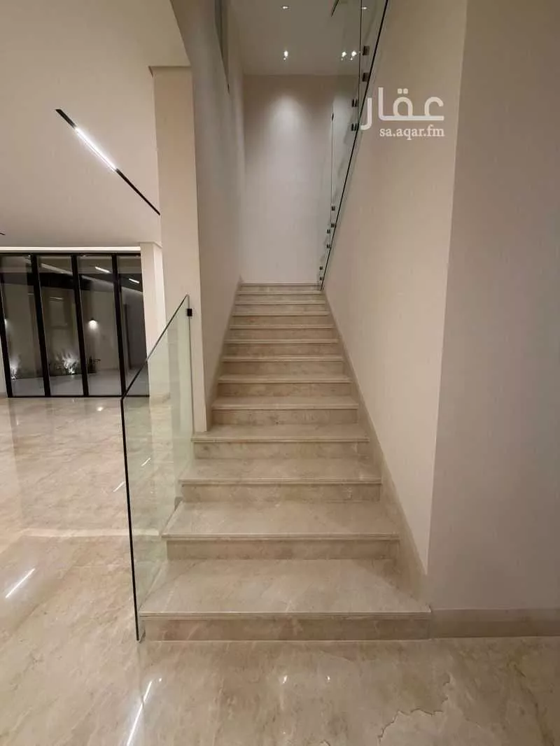 فيلا 5 غرف في النرجس 4