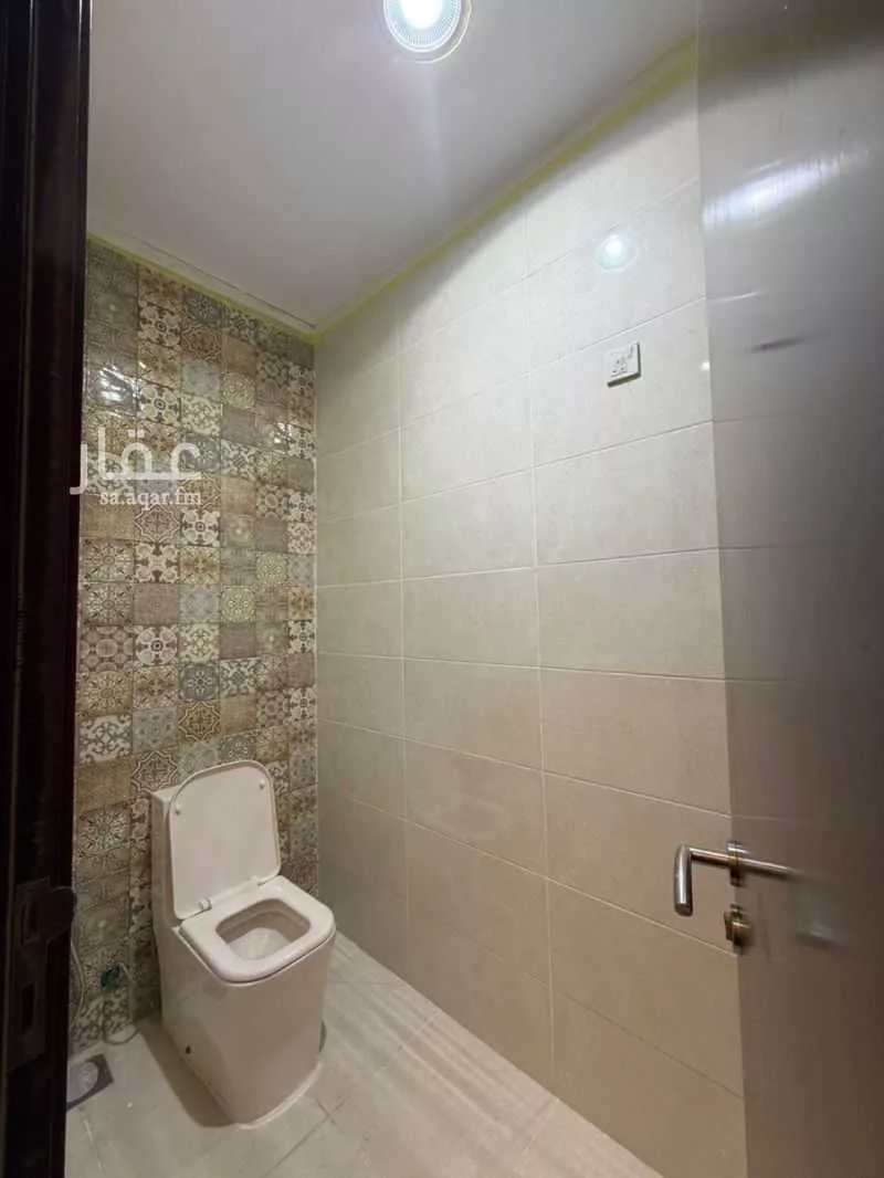 4 bedroom villa in Al Gharbiyah, Jeddah 8