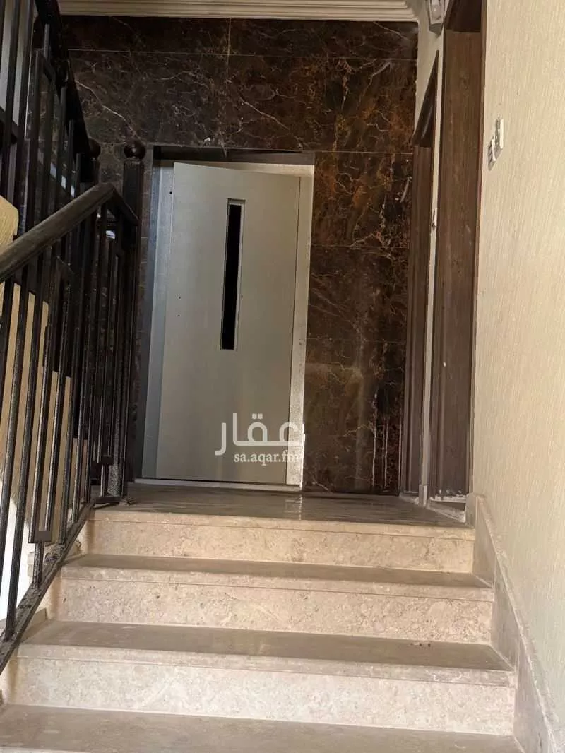 شقة 5 غرف في الدفاع 5