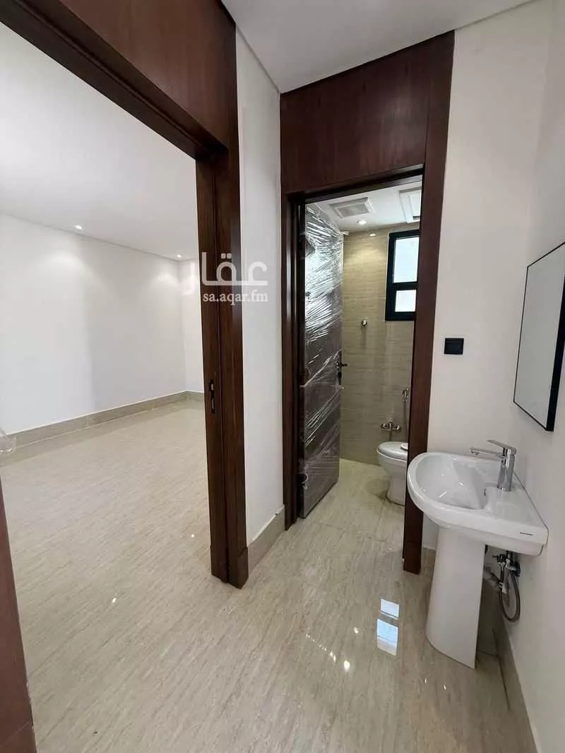 4 bedroom villa in Dhahrat Namar, Riyadh 8