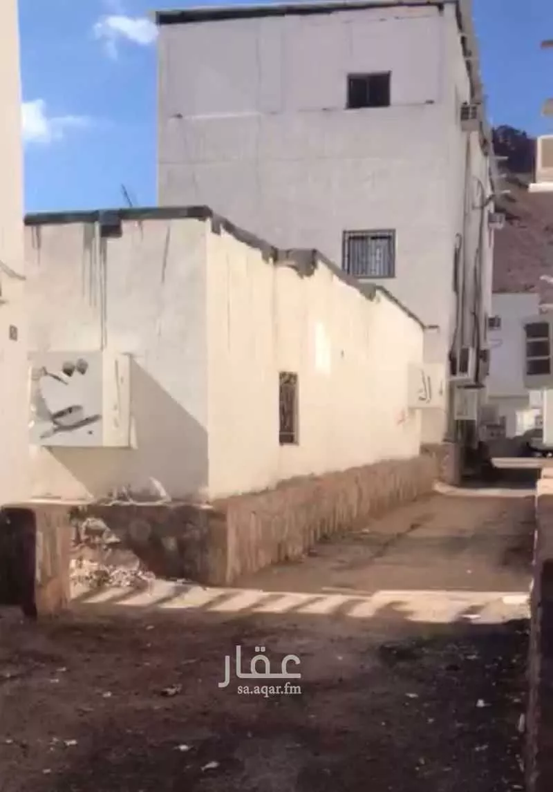 4 bedroom floor in Sayyid Al Shuhada