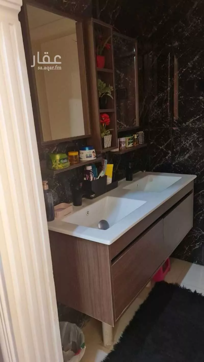 8 bedroom villa in Al Murooj, Riyadh 8