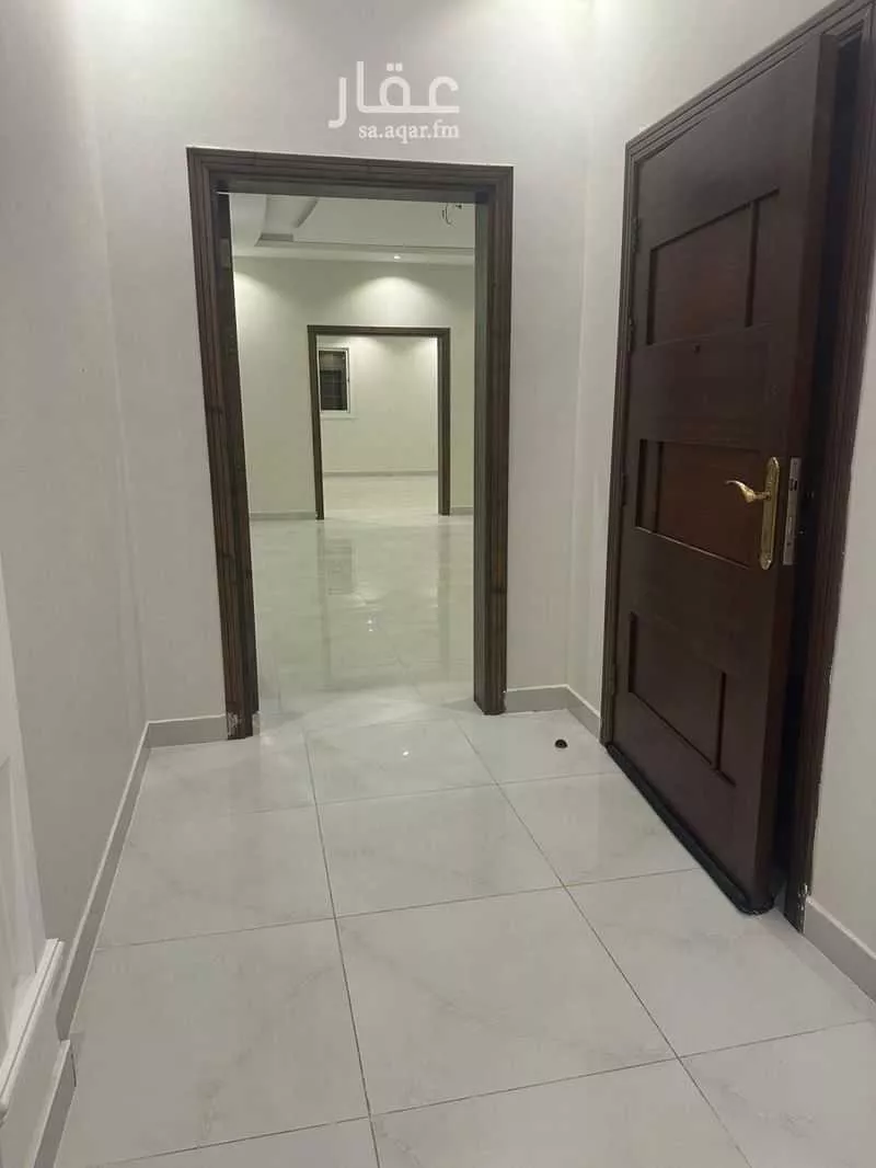 6 bedroom apartment in Jeddah 4