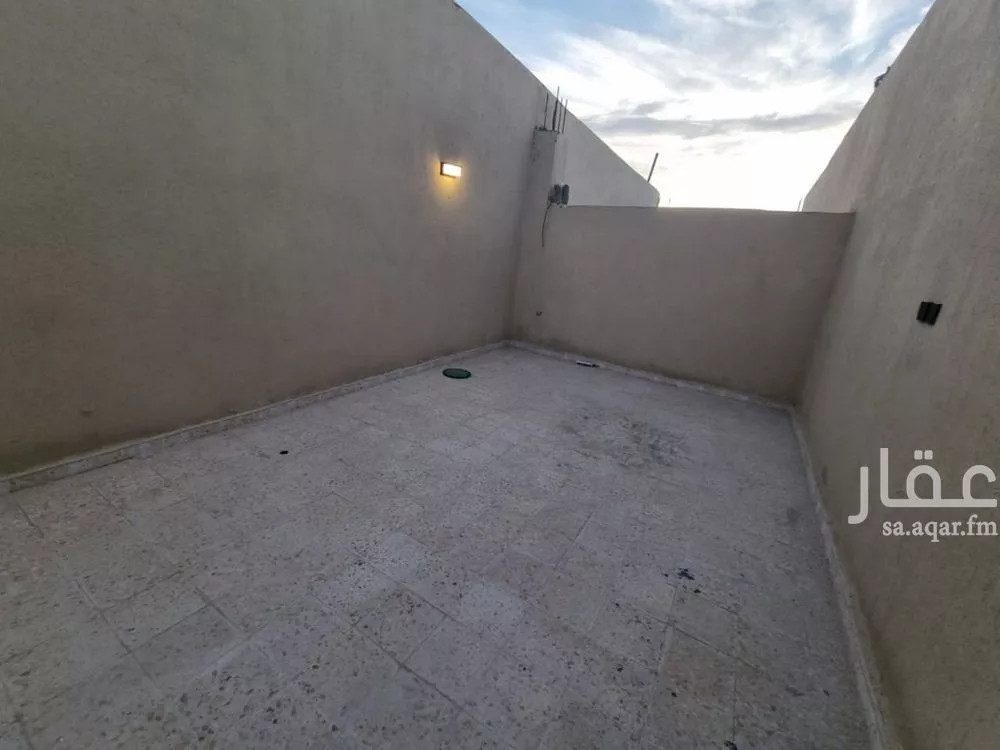 دور 4 غرف في عكاظ 5