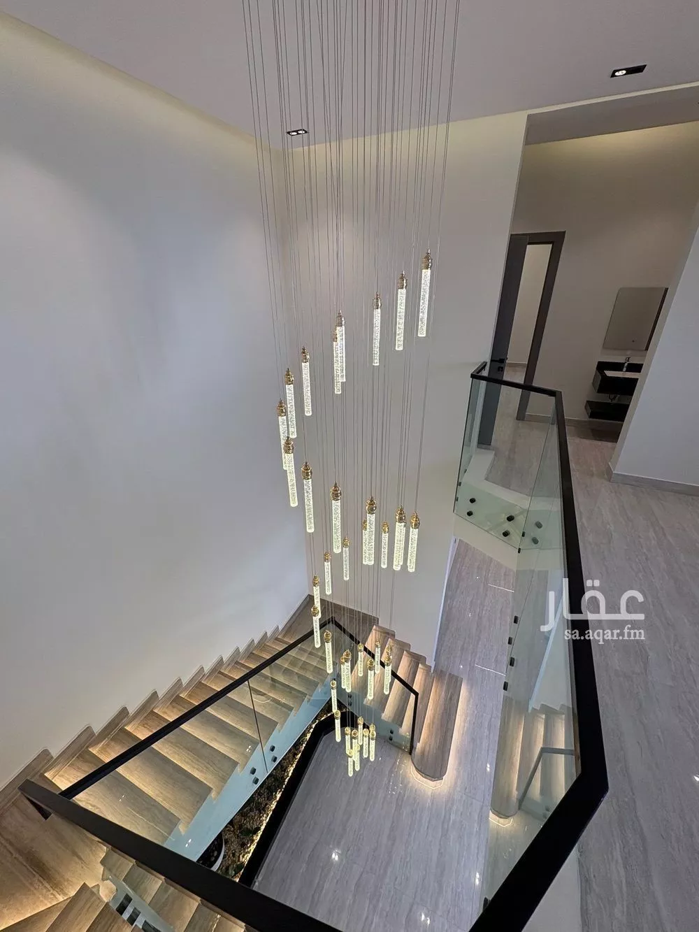 فيلا 4 غرف في المعيزلة 2