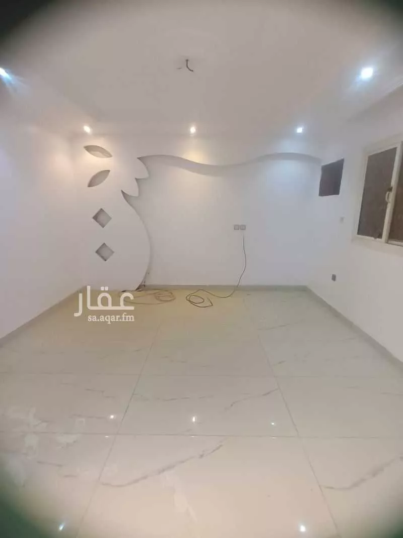 شقة 3 غرف في المروة 2