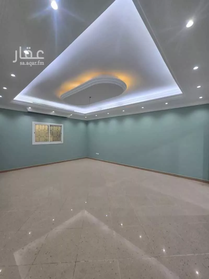 شقة 5 غرف في الرويس 2