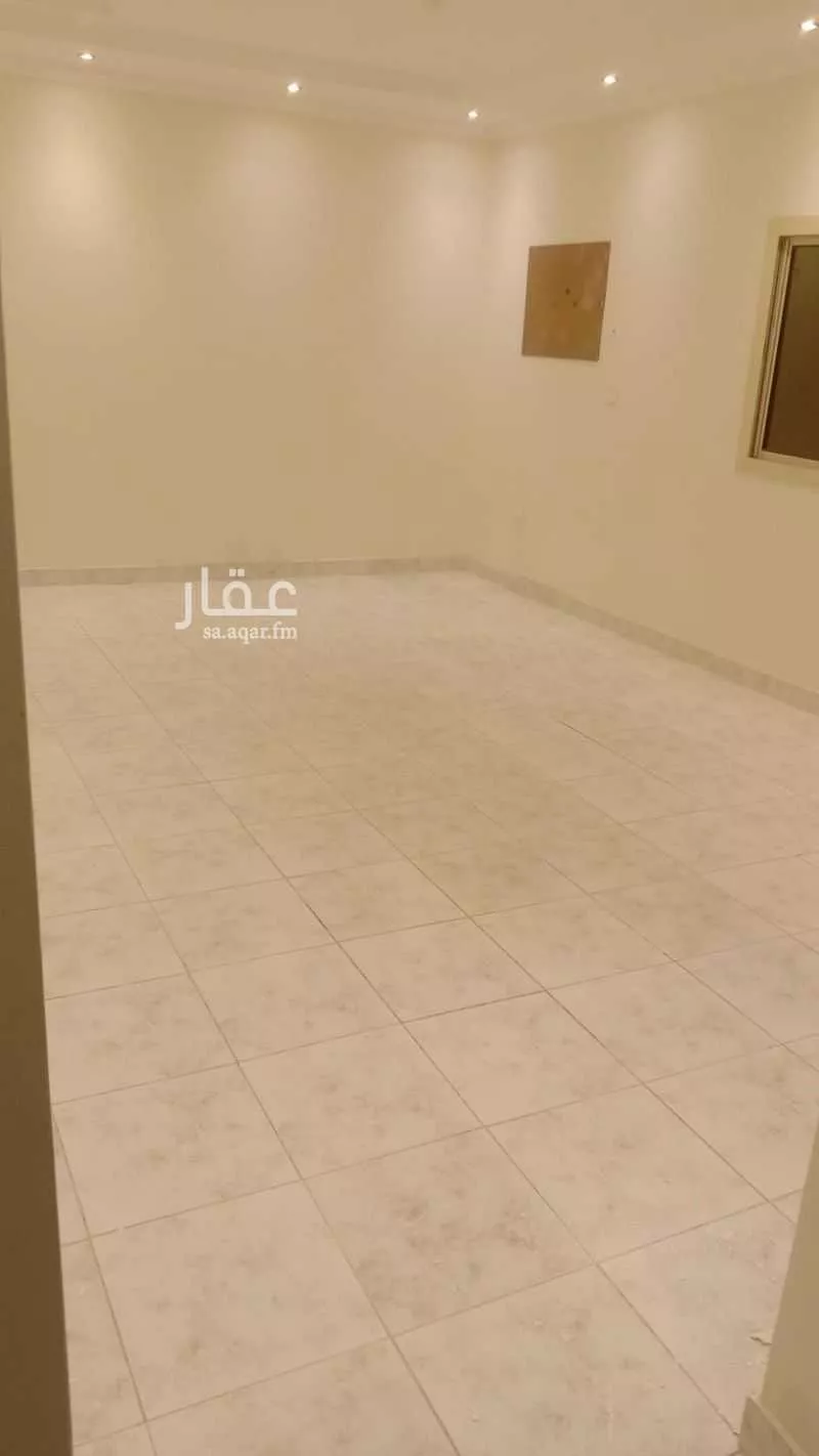 3 bedroom apartment in Al Yaqout, Jeddah 4
