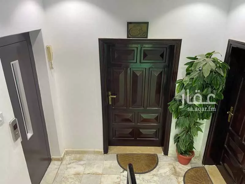 عمارة 400 م² في الخالدية 4