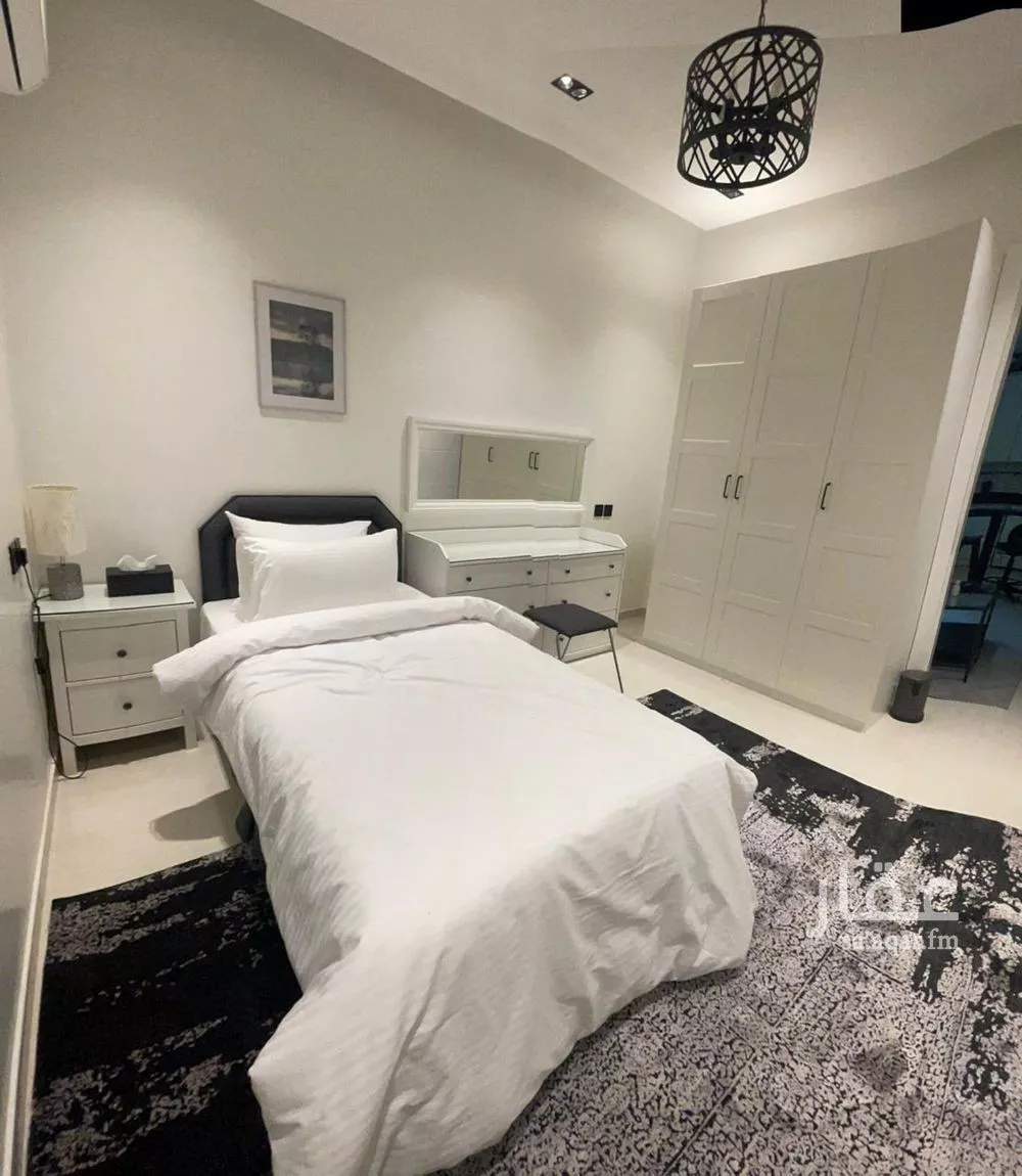 3 bedroom apartment in Al Malqa 3