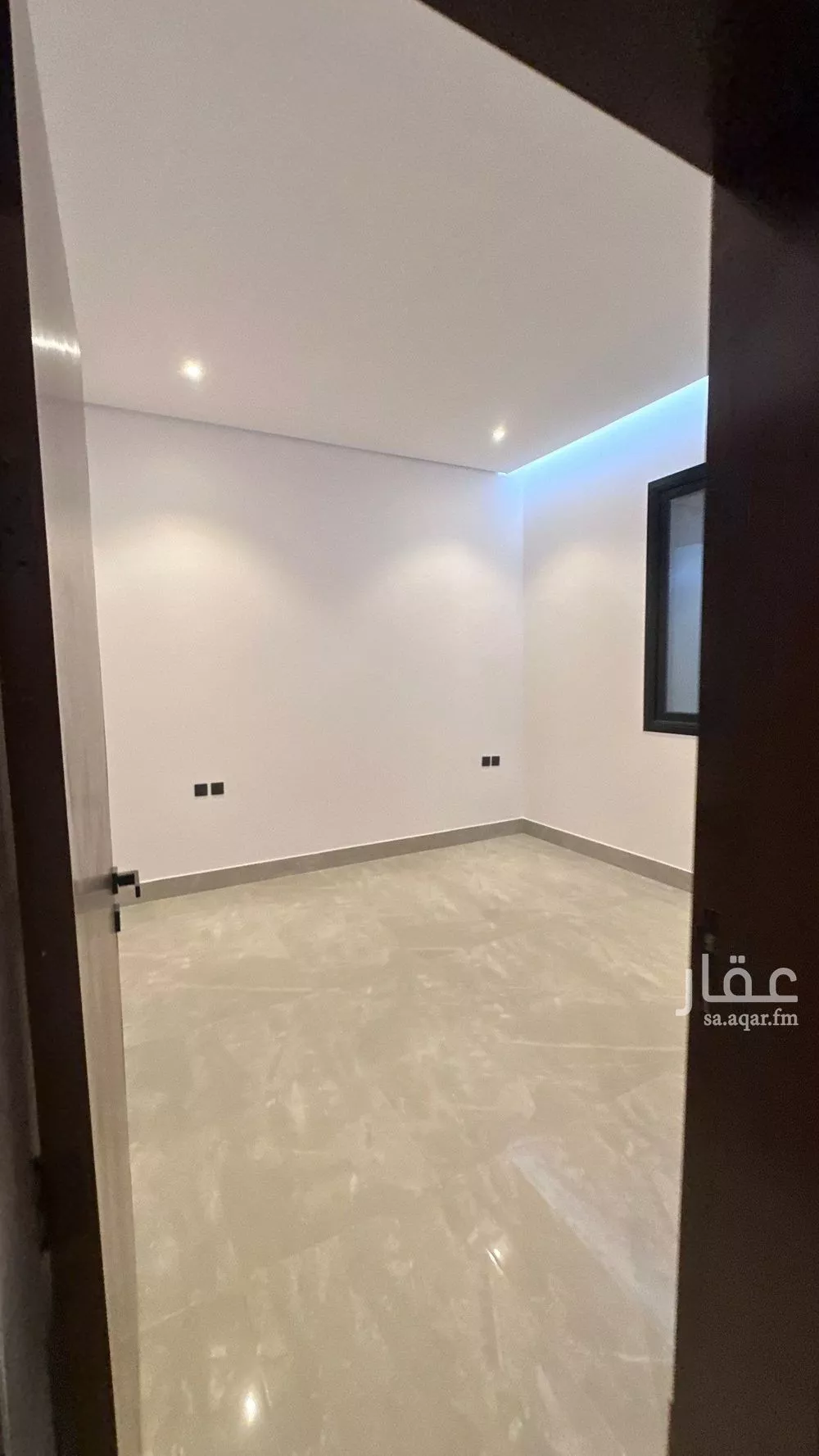 شقة 5 غرف في الجنادرية 5