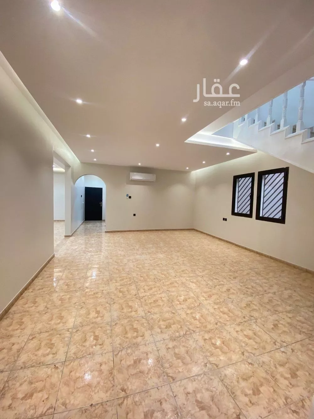 6 bedroom villa in At Taawon, Riyadh 9