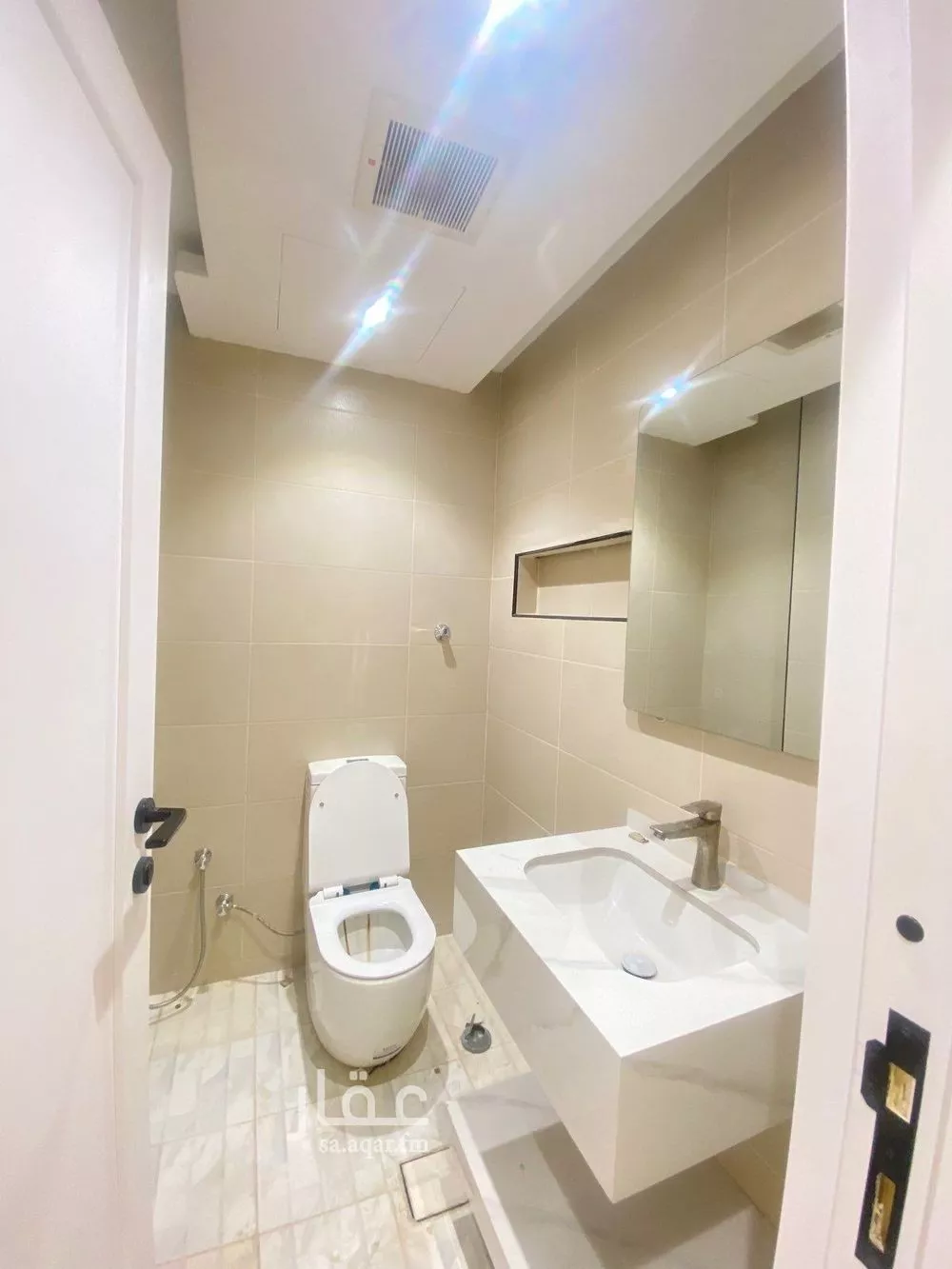 5 bedroom villa in Al Qairawan, Riyadh 5