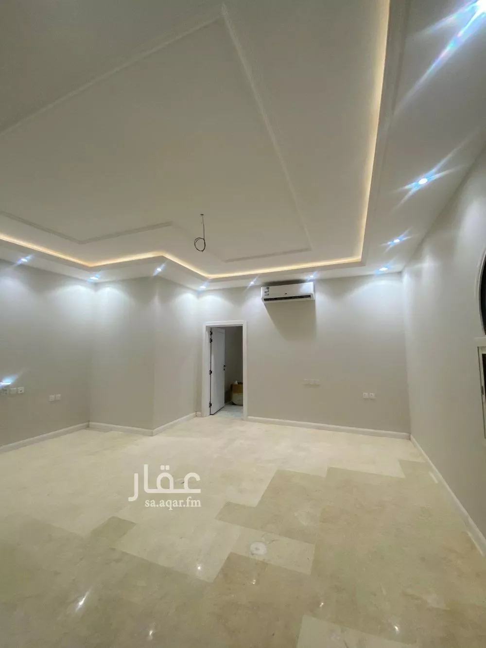 5 bedroom villa in Al Qairawan, Riyadh 4