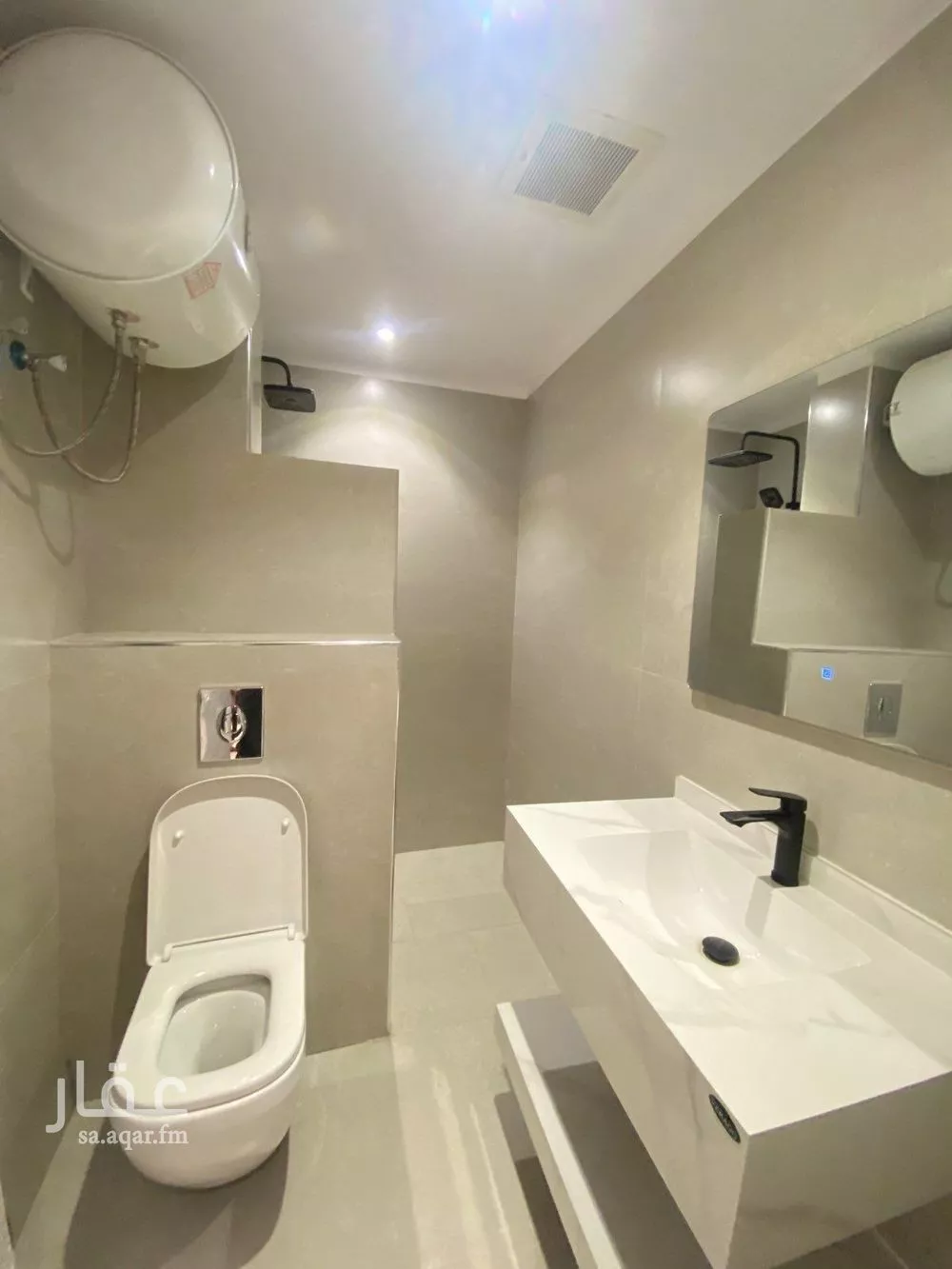 5 bedroom villa in Al Nakheel, Riyadh 5