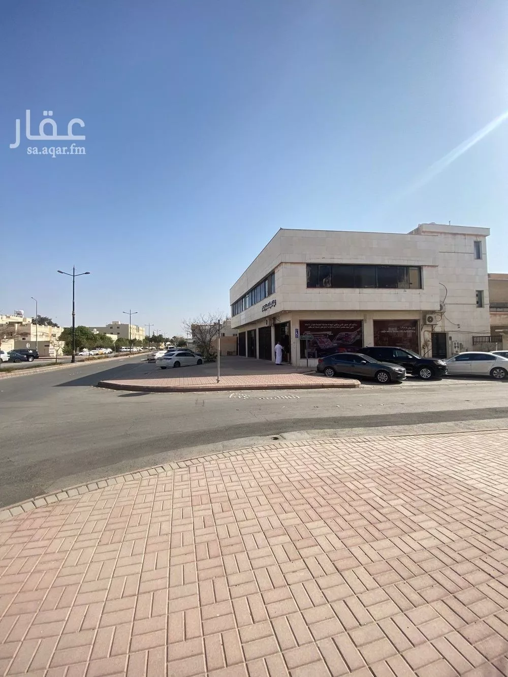 محل 1158 م² في الملز 4