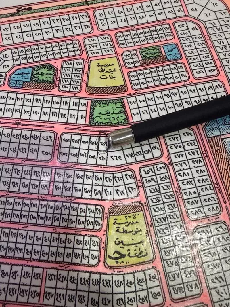 614 sqm land in Al Lulu