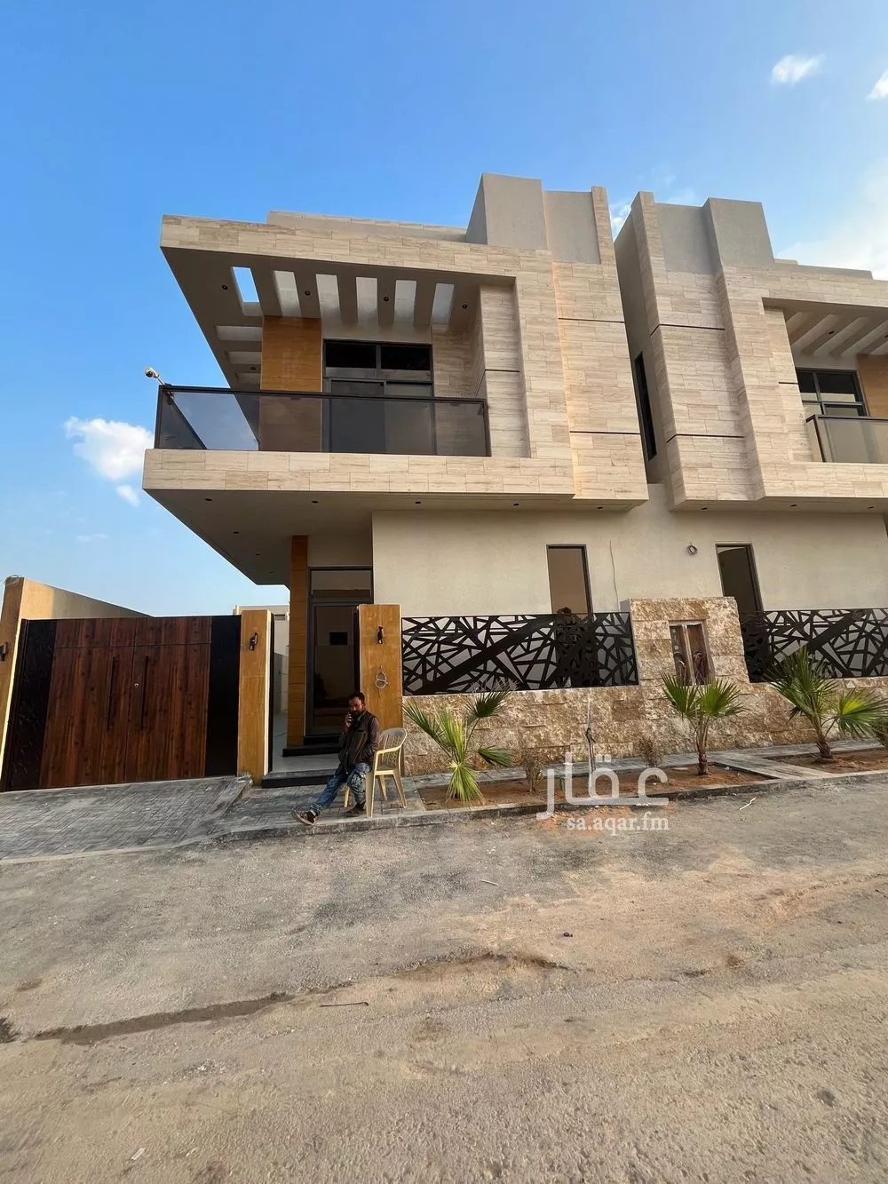 5 bedroom villa in Al Mahdiyyah 3