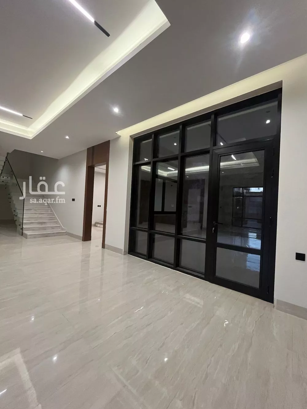 فيلا 7 غرف في المهدية 4