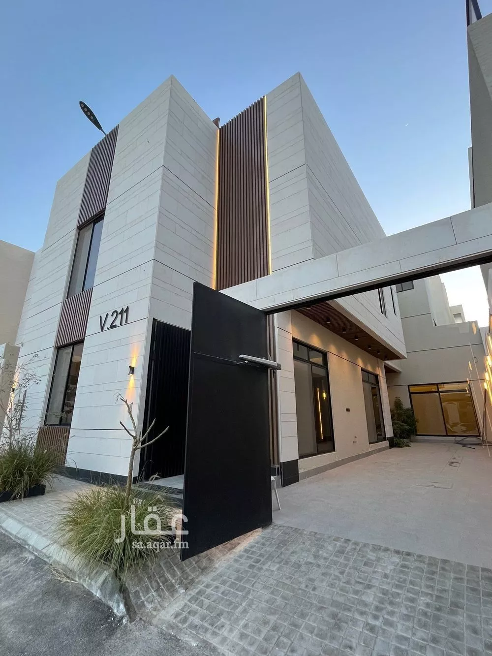 فيلا 6 غرف في المهدية 3