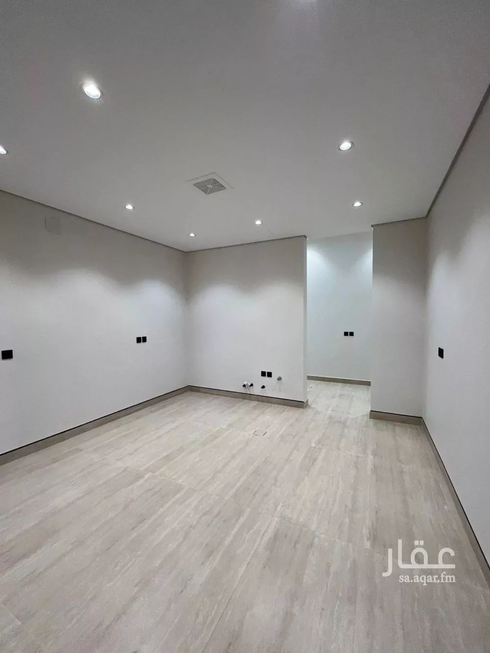 5 bedroom villa in Al Mahdiyyah 4