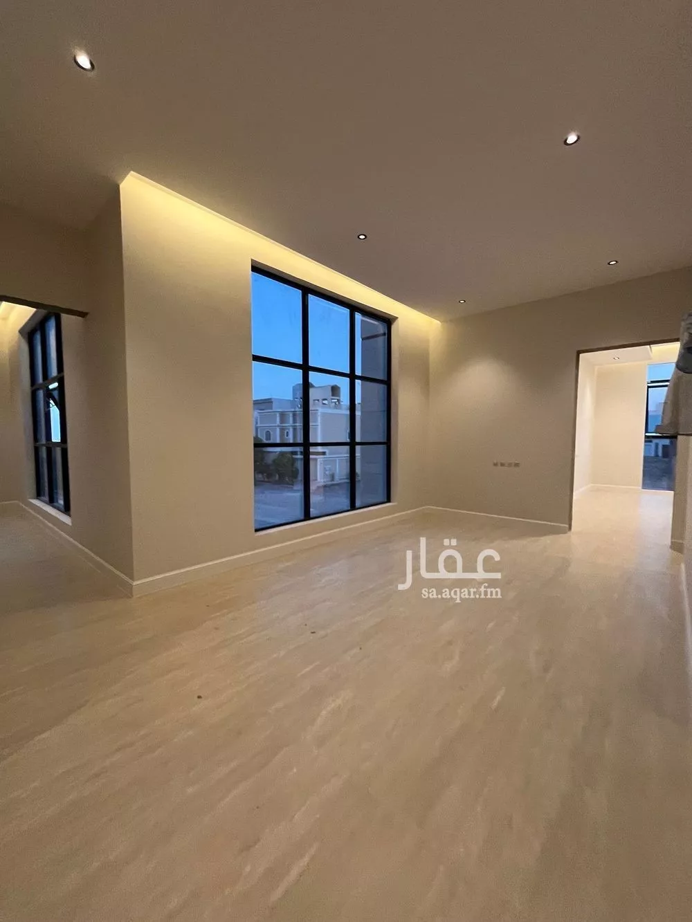 فيلا 6 غرف في المهدية 5