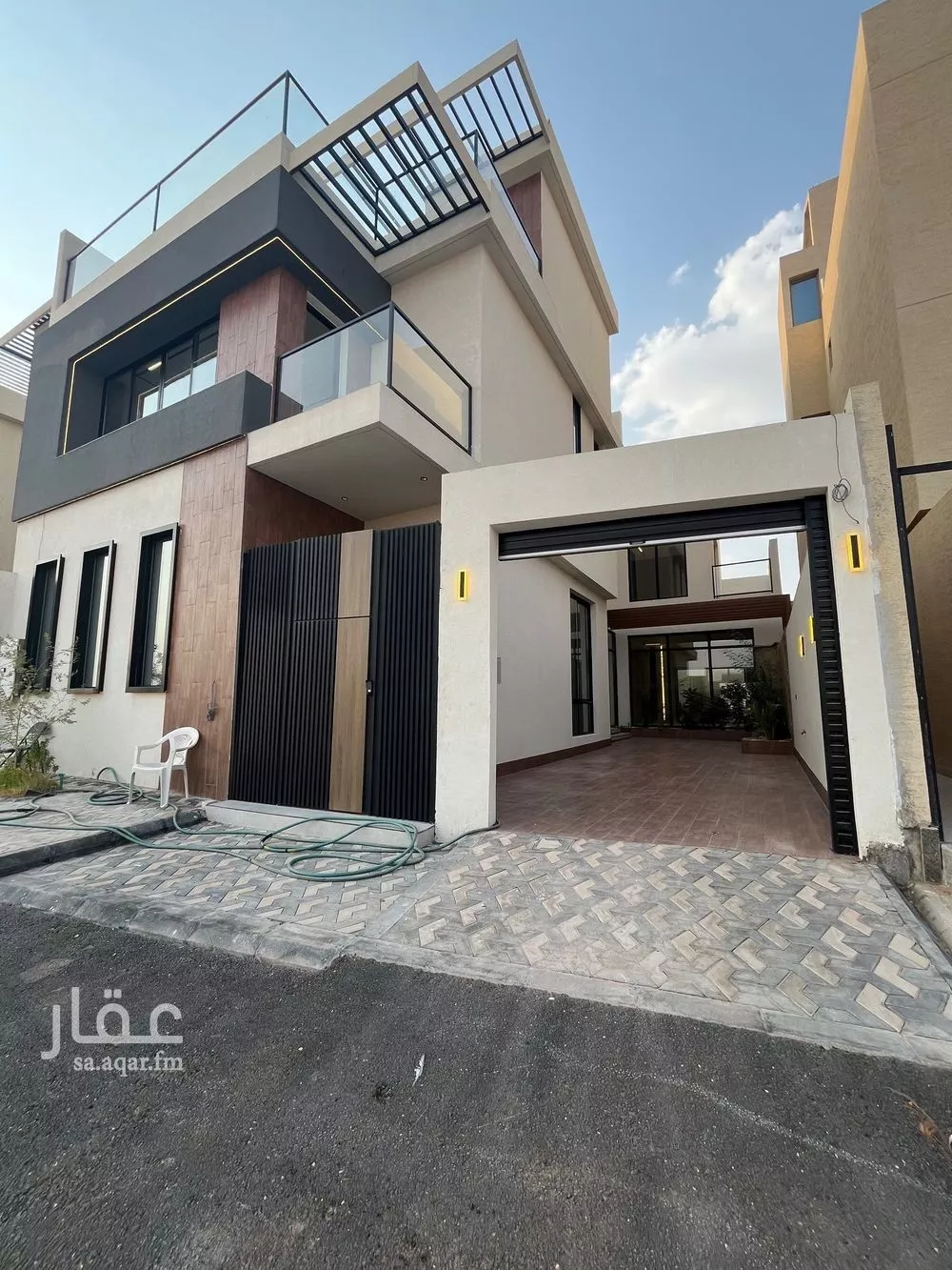 6 bedroom villa in Al Mahdiyyah 2