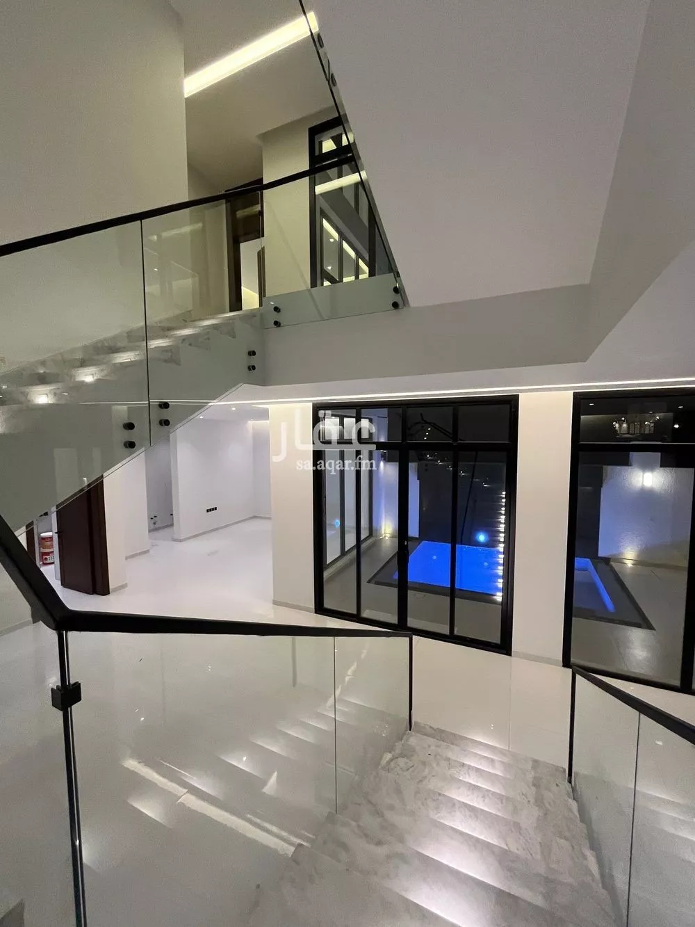 فيلا 6 غرف في المهدية 5