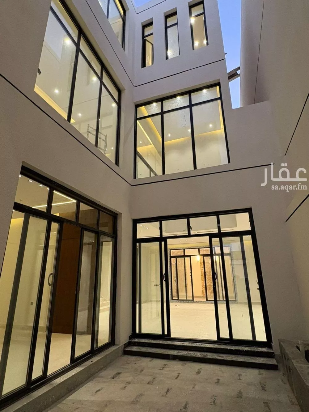 فيلا 6 غرف في المهدية 3