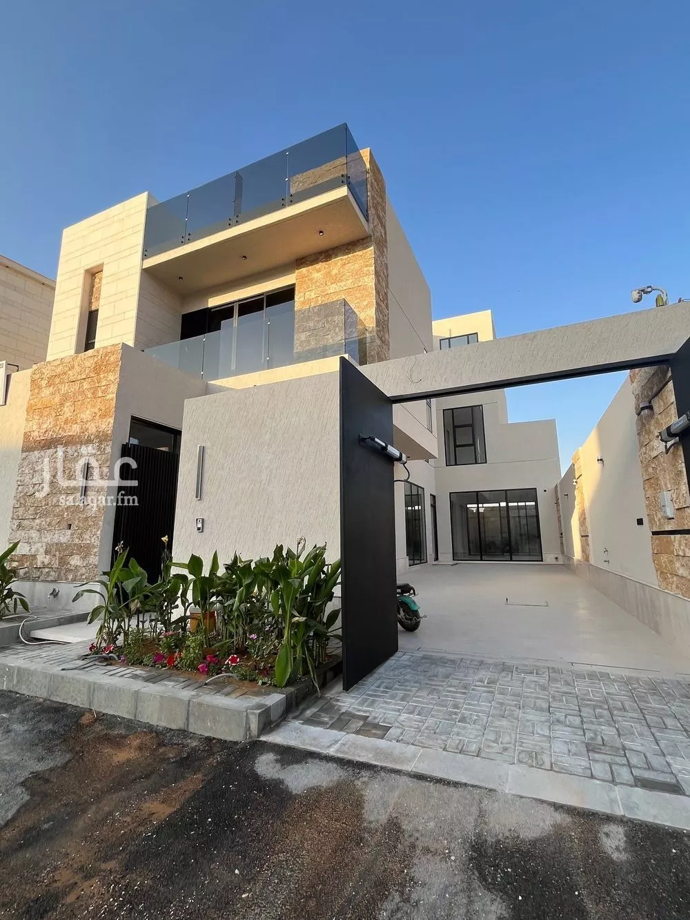 6 bedroom villa in Al Mahdiyyah 4